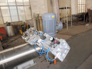 带节制阀的螺旋保送机